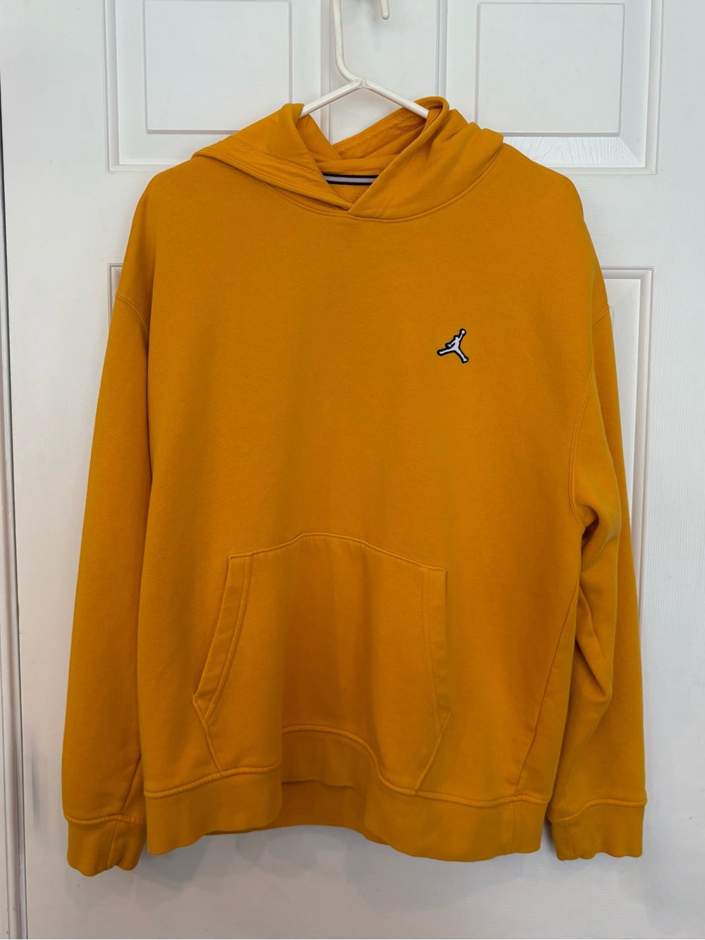 Nike Air Jordan Hoodie Jumpman Mens XL Yellow Pullover Sweatshirt Embroidered
